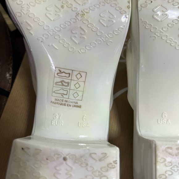 Jeffrey Campbell - Picture 4 of 5